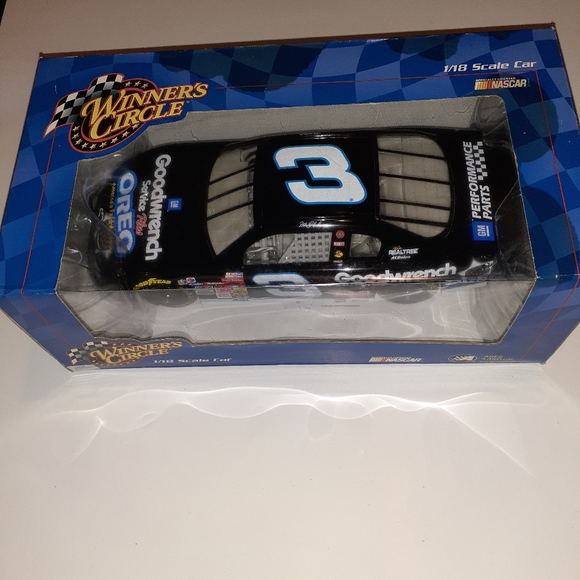 Winner's Circle Other - Big Dale Earnhardt Oreo 1/18 Goodwrench Winner Circle